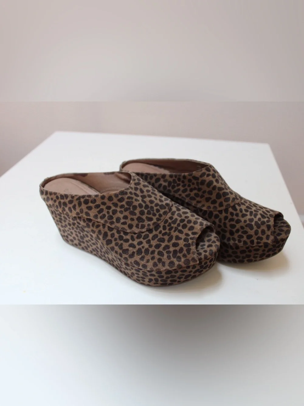Chocolat Blu wind platform wedges